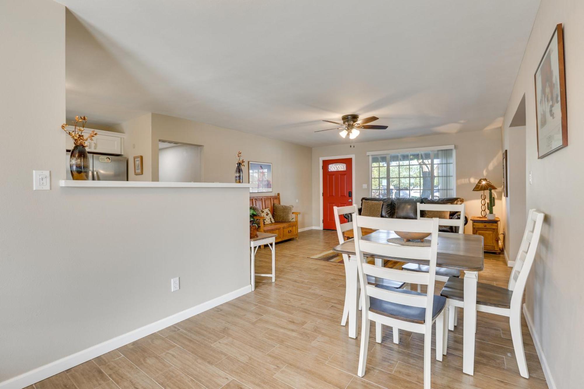 Centrally Located Oasis 1 Mi To Shadow Mountain! Phoenix