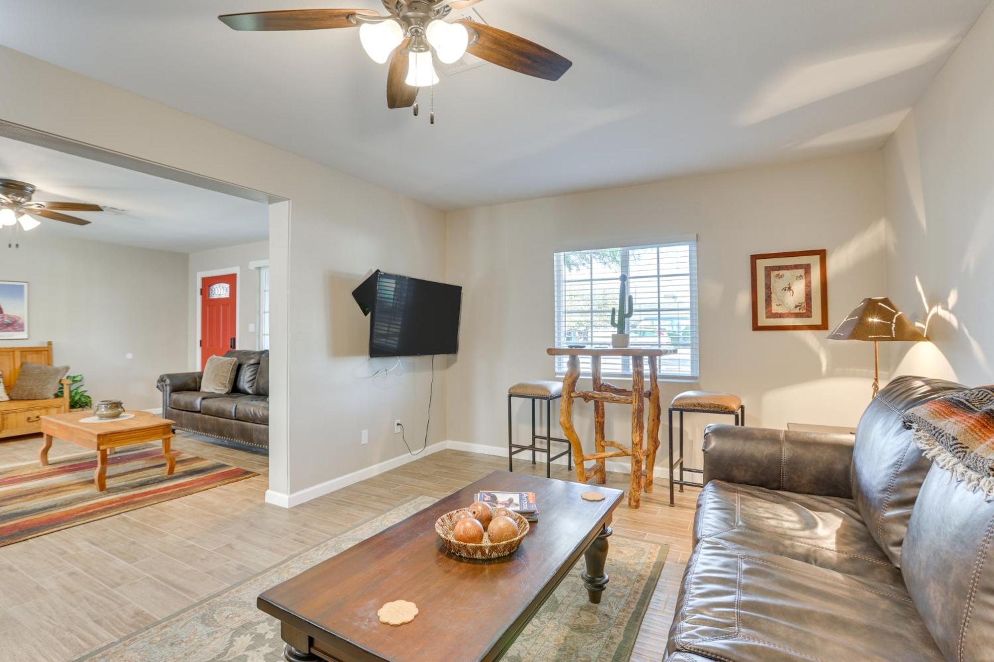 Centrally Located Oasis 1 Mi To Shadow Mountain!