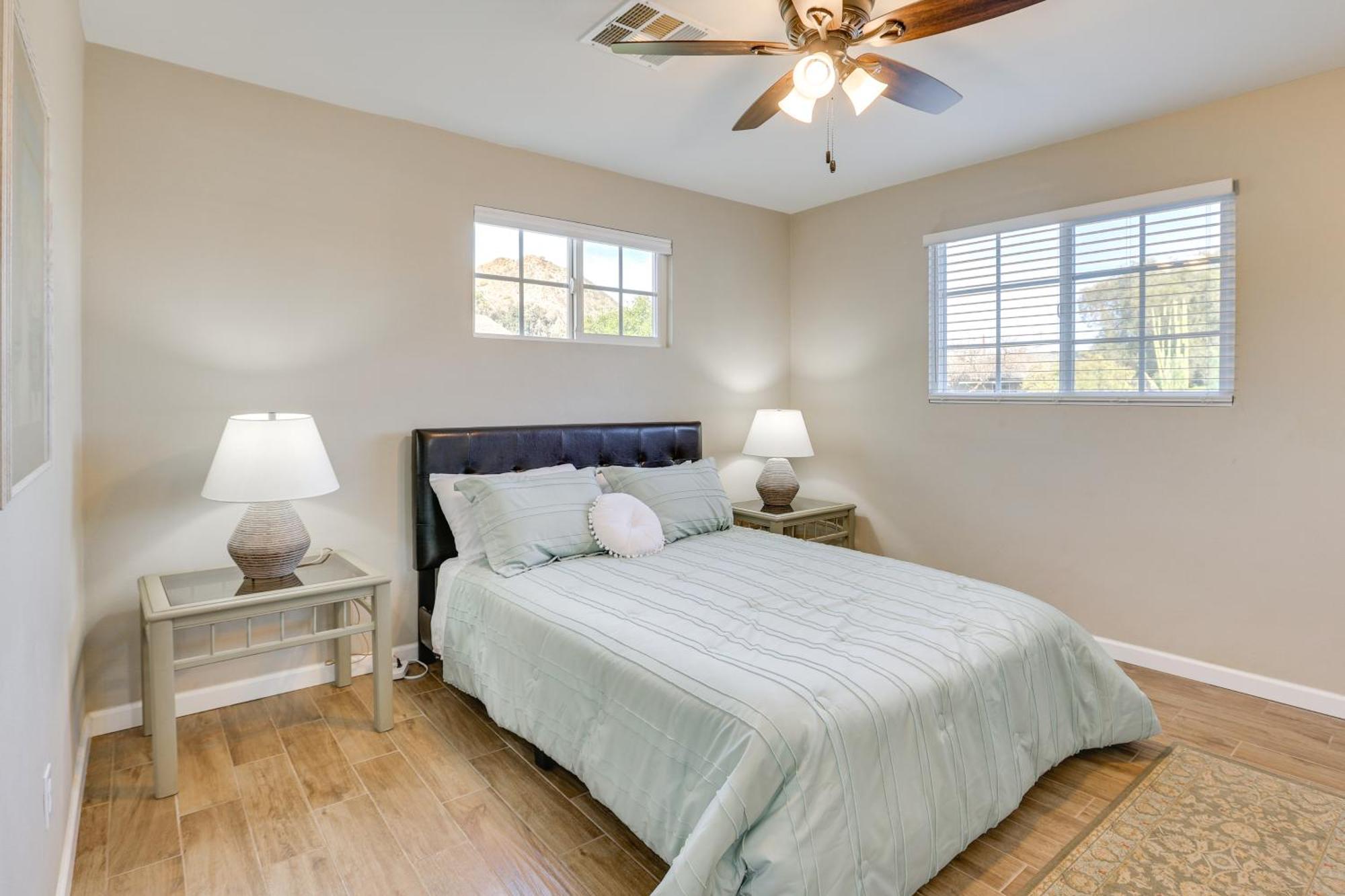 Centrally Located Oasis 1 Mi To Shadow Mountain! Phoenix